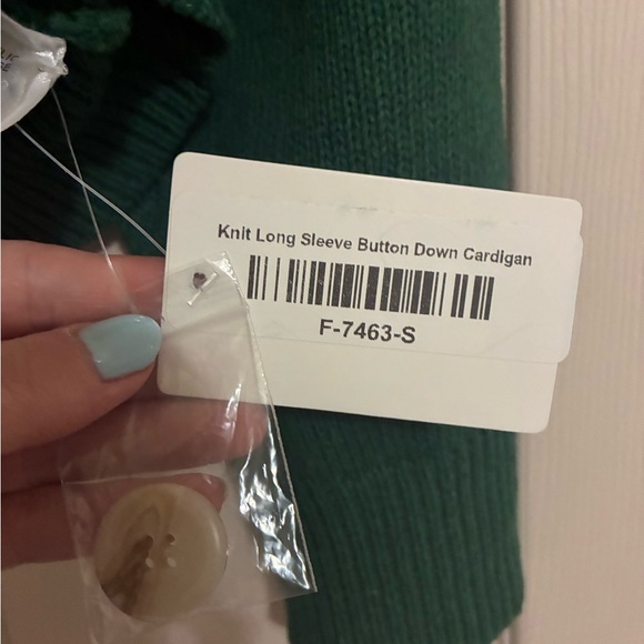 Green Knit Long Sleeve Button Down Women's Cardigan - Picture 8 of 8
